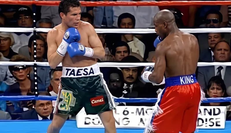 Julio César Chavez Exposes Meldrick Taylors Lost Durability