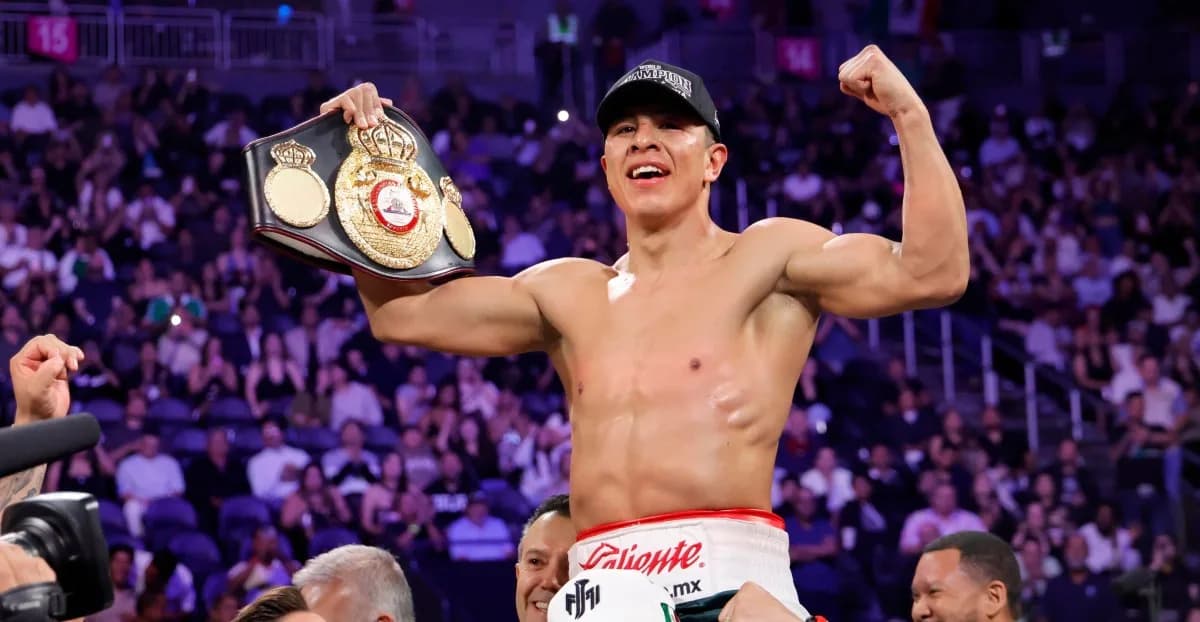 Jaime Munguia seeking voluntary defense against Keiber Gonzalez