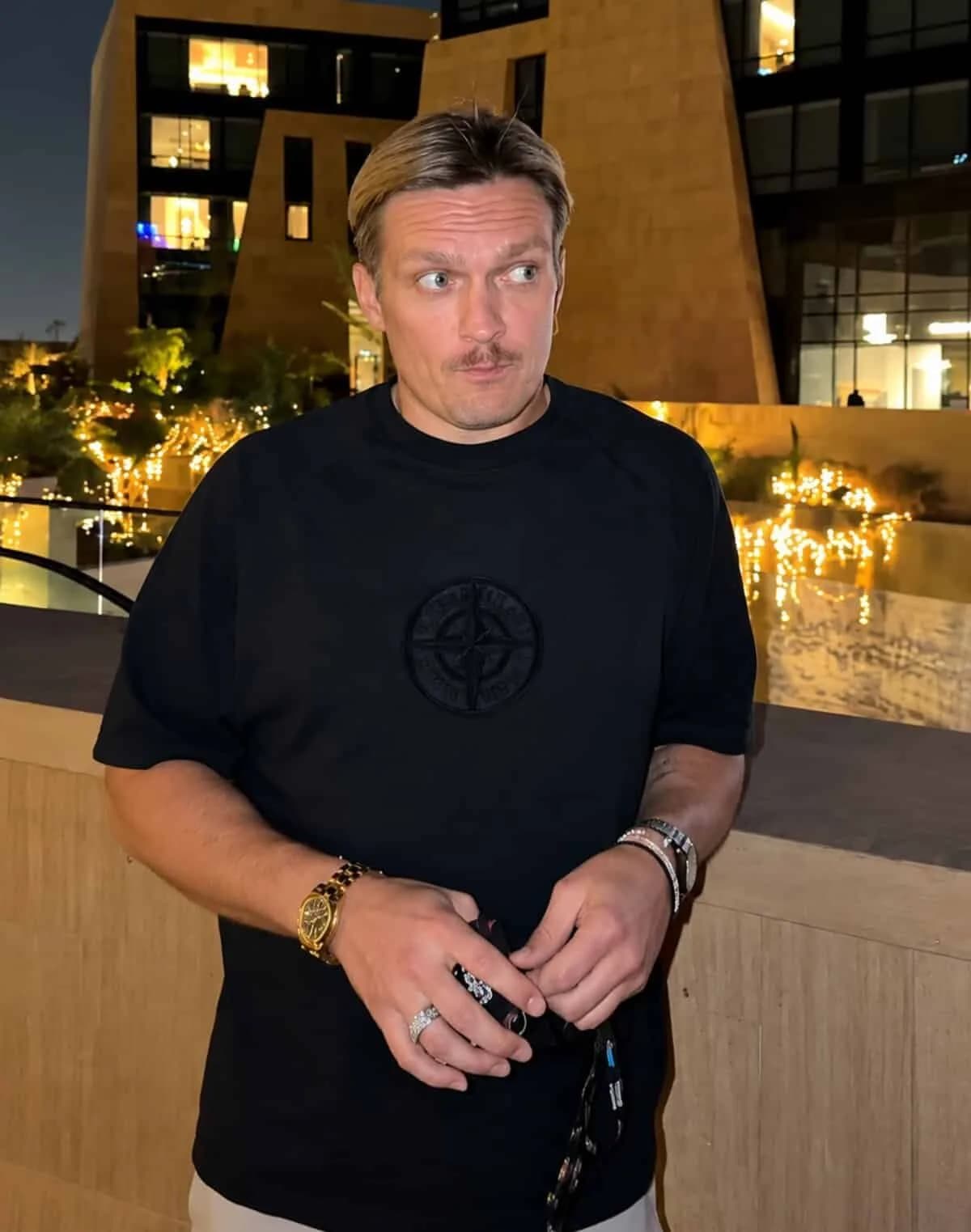 Oleksander Usyk Weight Cut Excuse Ready For Benavidez Bout