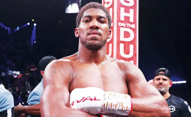 Anthony Joshua: “Non vuole affrontarlo”