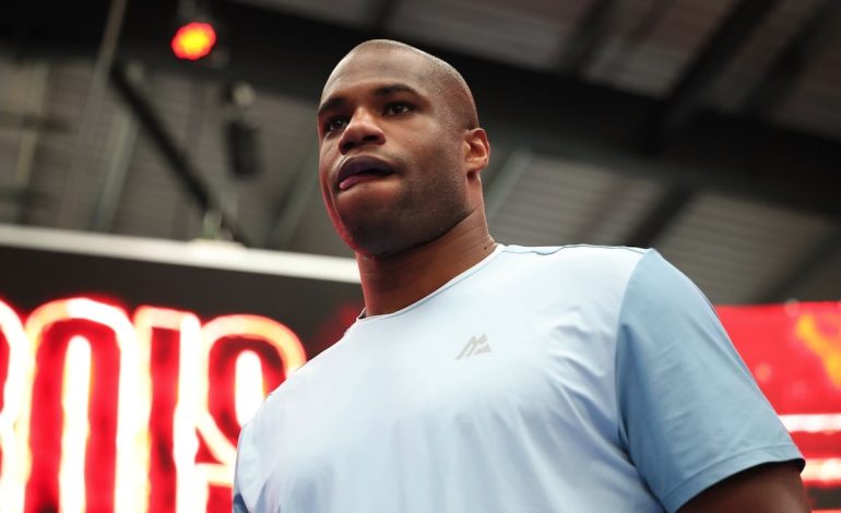Dubois vs Sanchez: Eliminatoria IBF Pesi Massimi in UK 2025