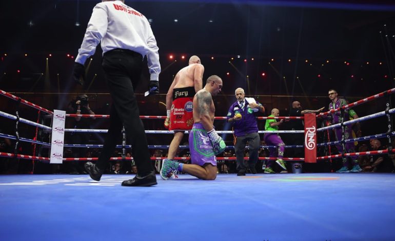 Fury-Usyk III: Warren Aperto Ma Ostacoli Mandatori Bloccano Trilogia