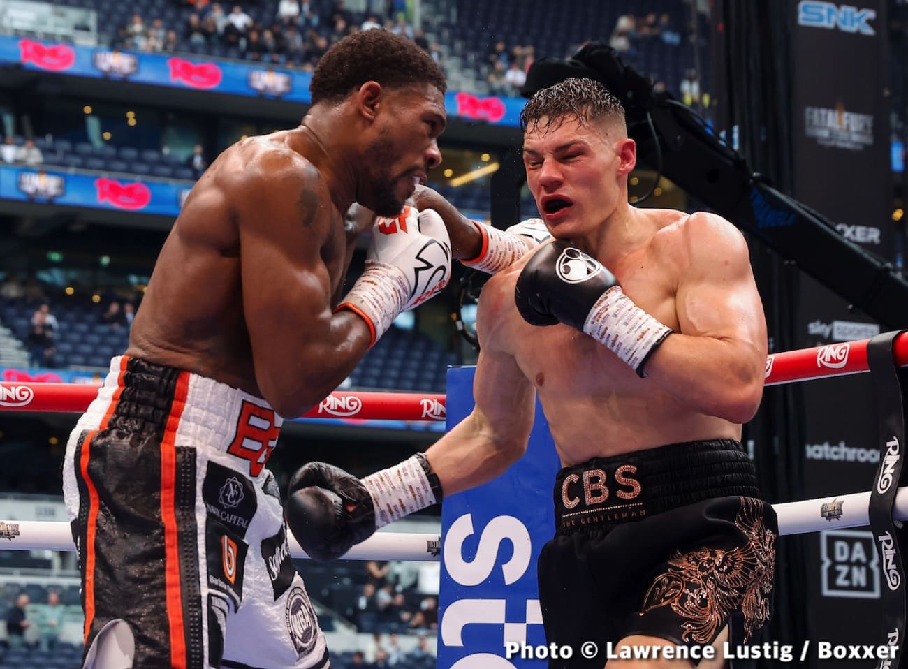 Jai Opetaia vicino a Brandon Glanton per l’esordio Zuffa Boxing a Las Vegas