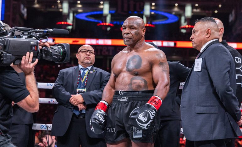 Mike Tyson demolisce i campioni di oggi: “Combattono una volta l’anno e nessuno sa chi sono”